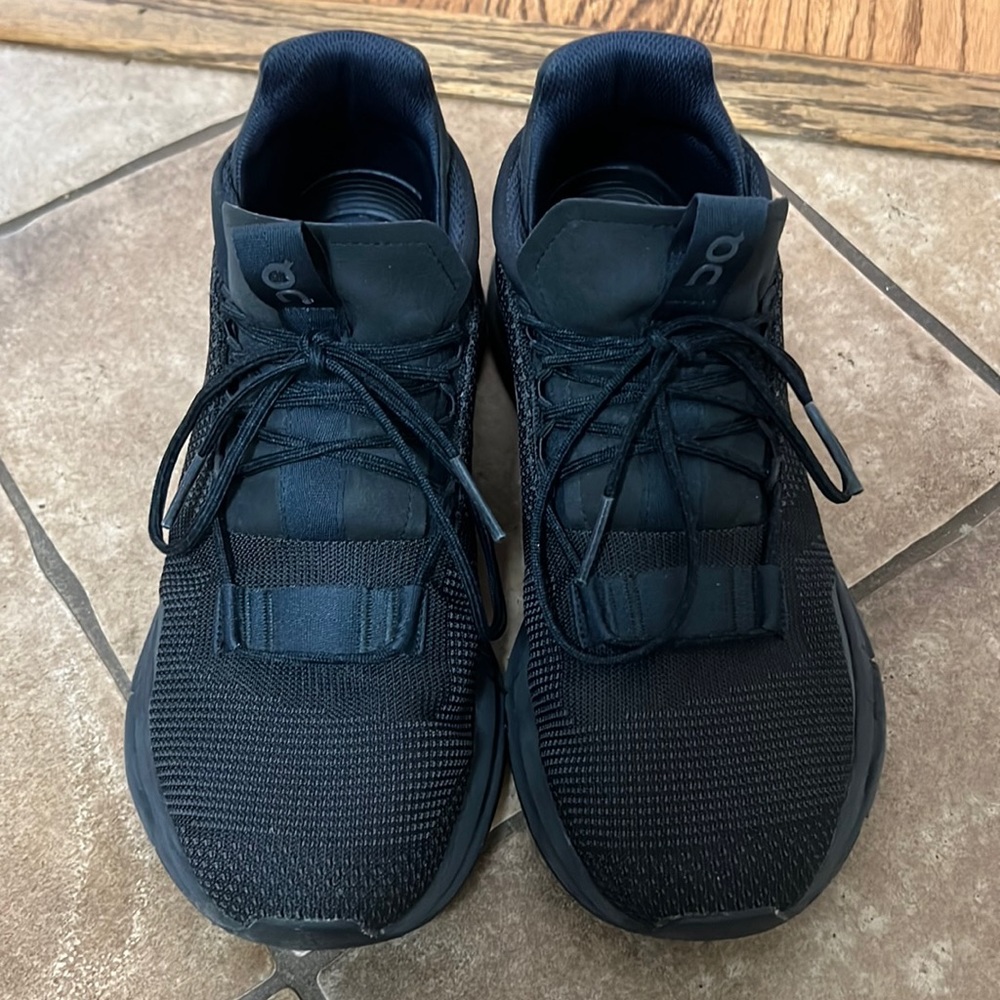 On Cloud sneakers
